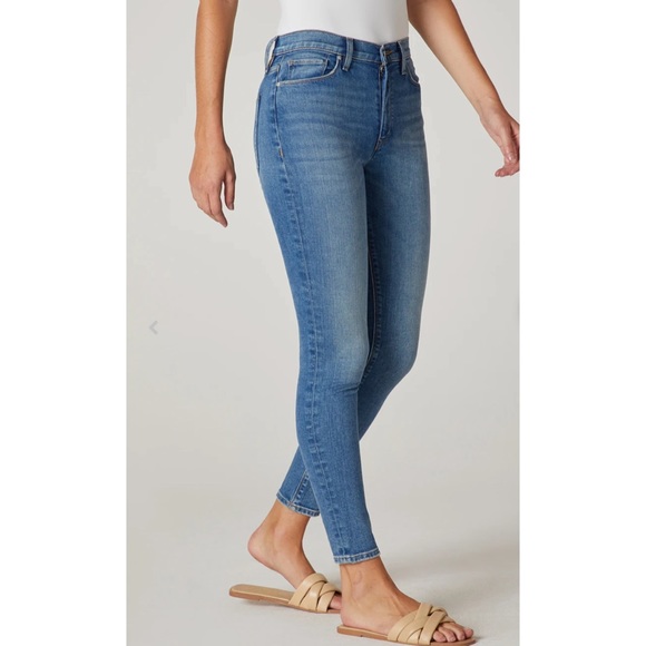 Hudson Barbara High-Rise Super Skinny Ankle Jean - Picture 2 of 5
